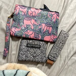 2 Simply southern wristlets.